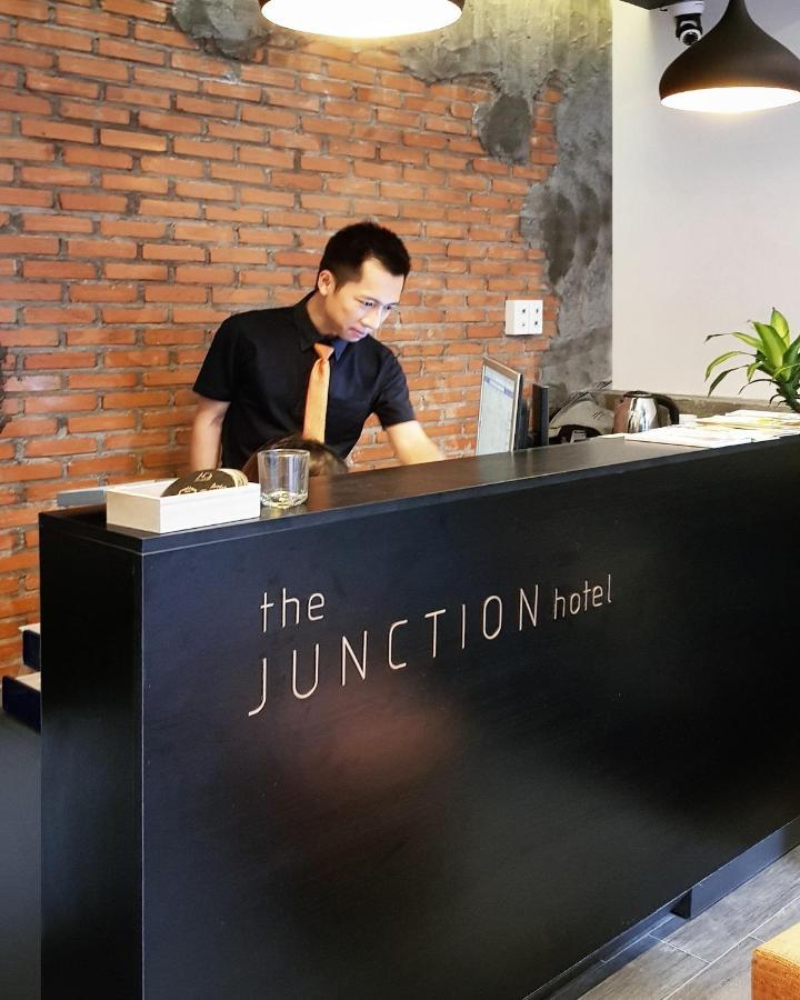 The Junction Hotel Hai Ba Trung Хошимин Екстериор снимка